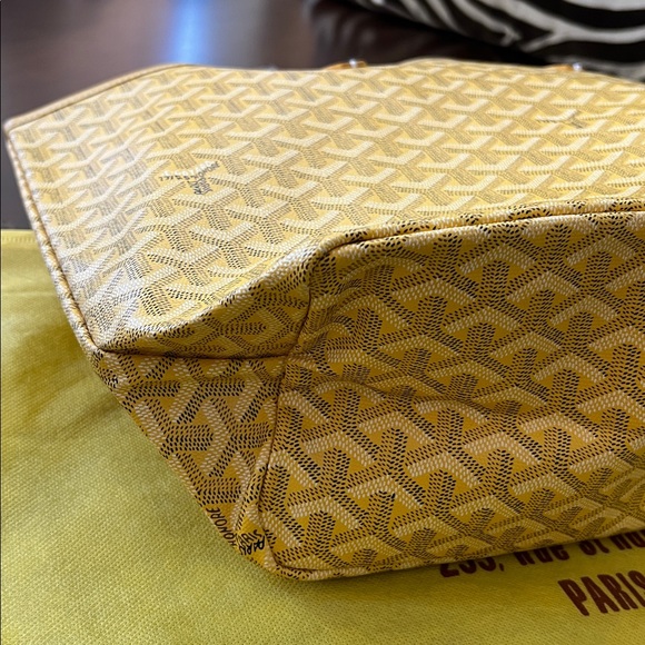 Designer inspired tote bag ( NWT ) - Picture 13 of 16